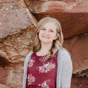 Meet your Posher, Jessica